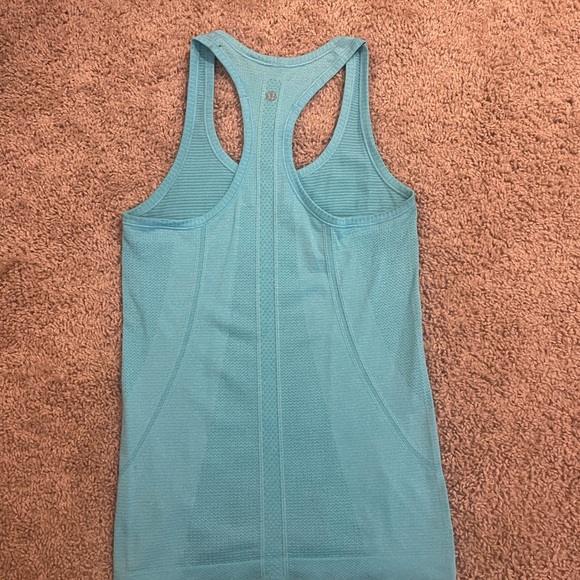 Lululemon athletic tank - Picture 2 of 3